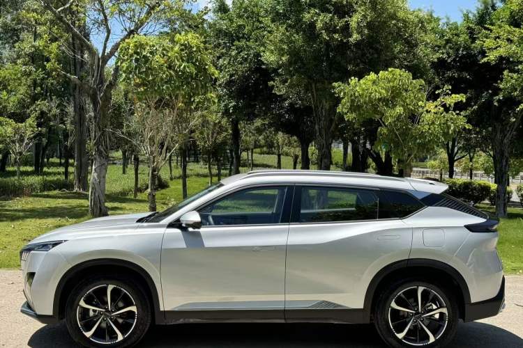 Used Dongfeng Aeolus Mage 2024 HONOR Edition DH-i 1.5T Luxury Model Exterior 2