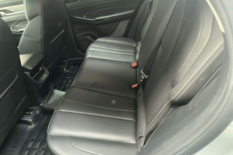 Used Dongfeng Aeolus Mage 2024 Honor Edition 1.5T Luxury Model Left Rear Seat