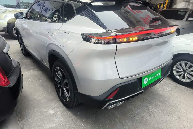 Used Dongfeng Aeolus Mage 2024 Honor Edition 1.5T Luxury Model Left Side