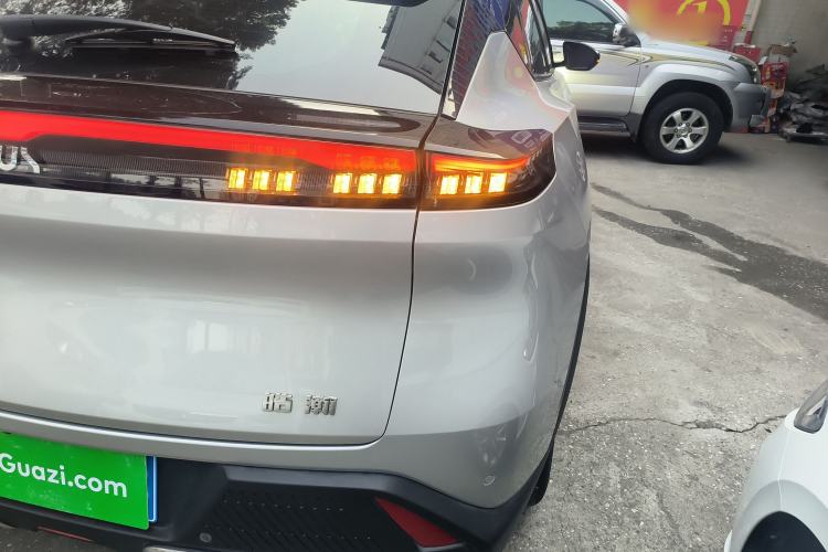 Used Dongfeng Aeolus Mage 2024 Honor Edition 1.5T Luxury Model Right Rear Taillight