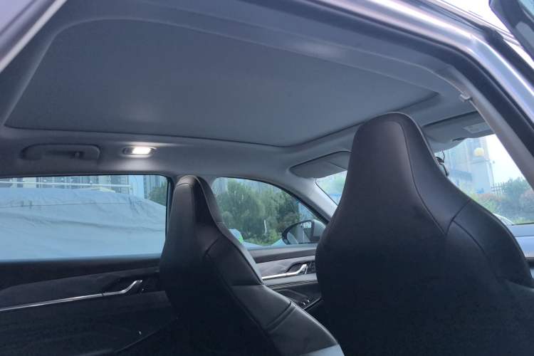 Used Dongfeng Aeolus Mage 2024 Honor Edition 1.5T Luxury Model Roof