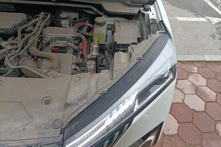 Used Dongfeng Aeolus Mage 2024 Honor Edition DH-i 1.5T Premium Model Engine Bay Left
