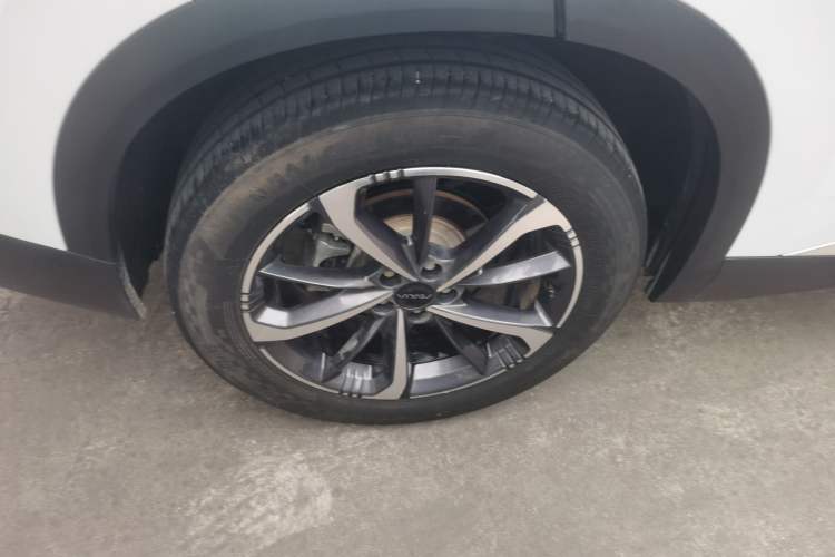 Used Dongfeng Aeolus Mage 2024 Honor Edition 1.5T Fashion Model Exterior 8