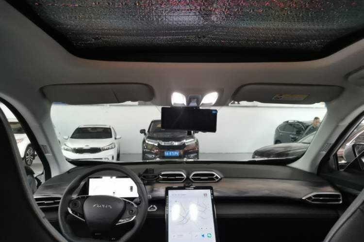 Used Dongfeng Aeolus Mage 2024 Honor Edition 1.5T Luxury Model Headliner