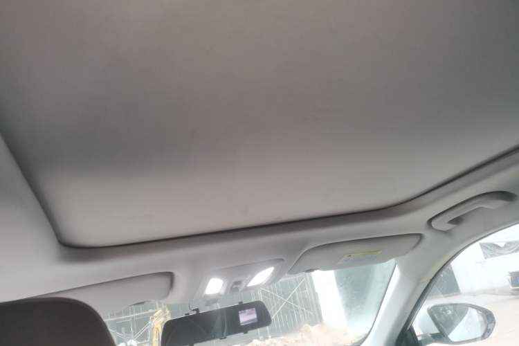 Used Dongfeng Aeolus Mage 2024 Honor Edition 1.5T Fashion Model Headliner
