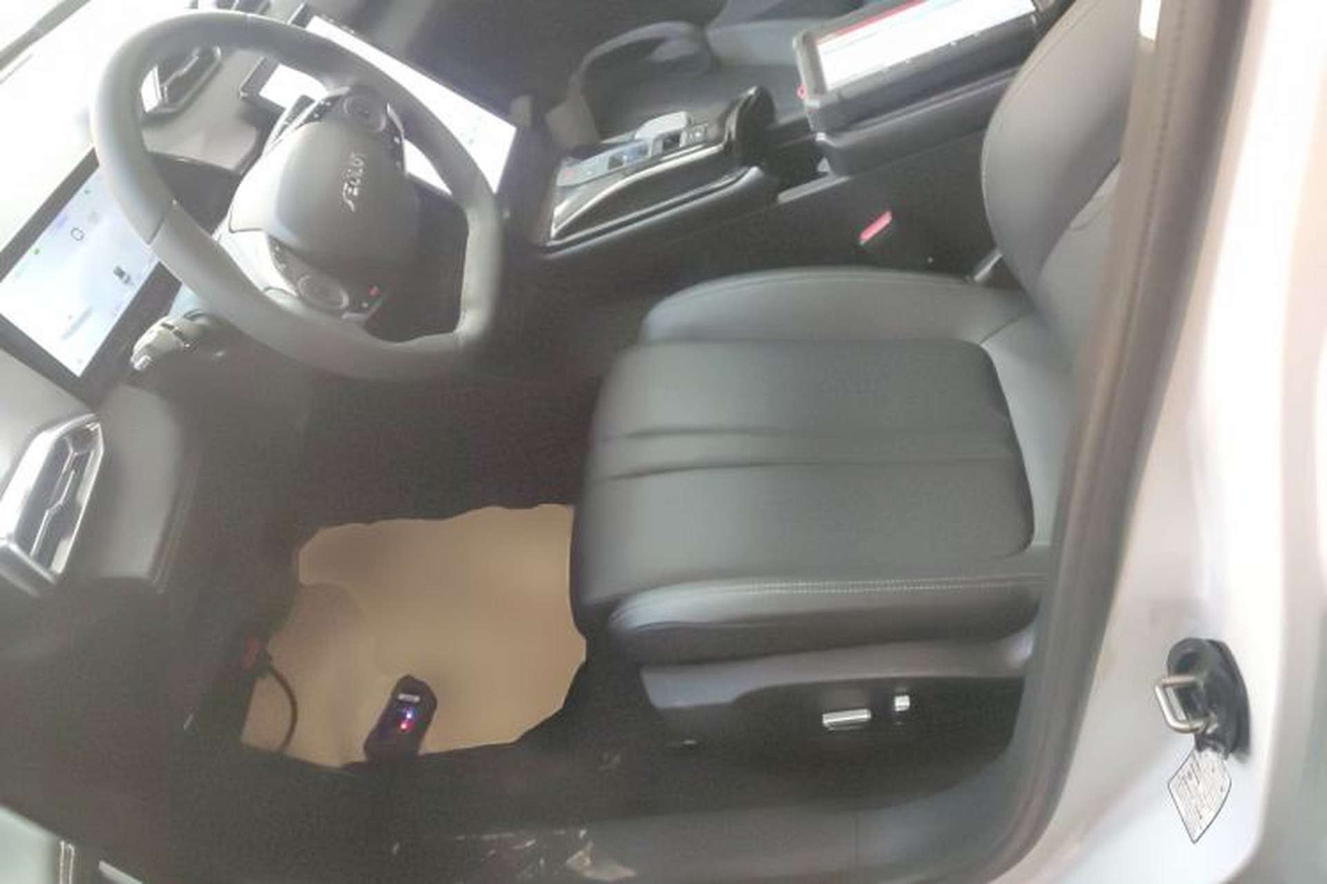 Used Dongfeng Aeolus Mage 2024 Honor Edition 1.5T Luxury Model Left Front Seat