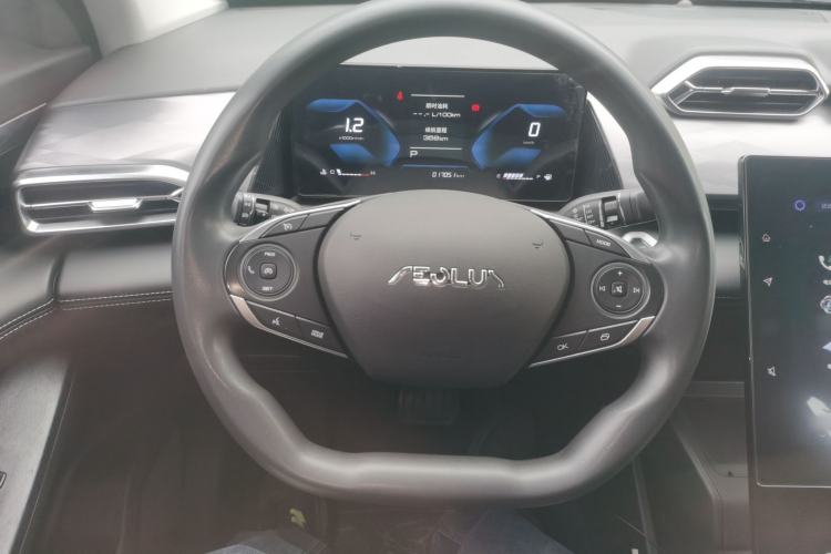 Used Dongfeng Aeolus Mage 2024 Honor Edition 1.5T Fashion Model Steering Wheel