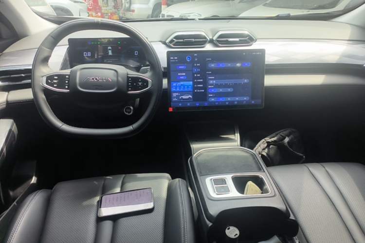 Used Dongfeng Aeolus Mage 2025 1.5T Luxury Version Center Console