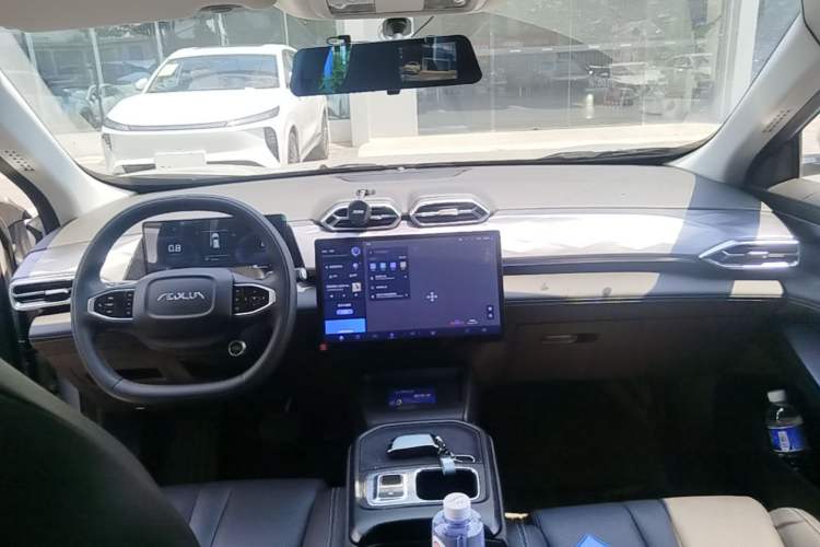 Used Dongfeng Aeolus Mage 2025 1.5T JingShang Edition Center Console