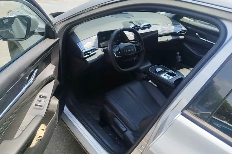 Used Dongfeng Aeolus Mage 2025 1.5T JingShang Edition Driver Seat