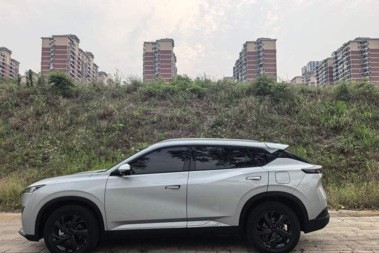 Used Dongfeng Aeolus Mage 2025 1.5T Luxury Version Exterior 6