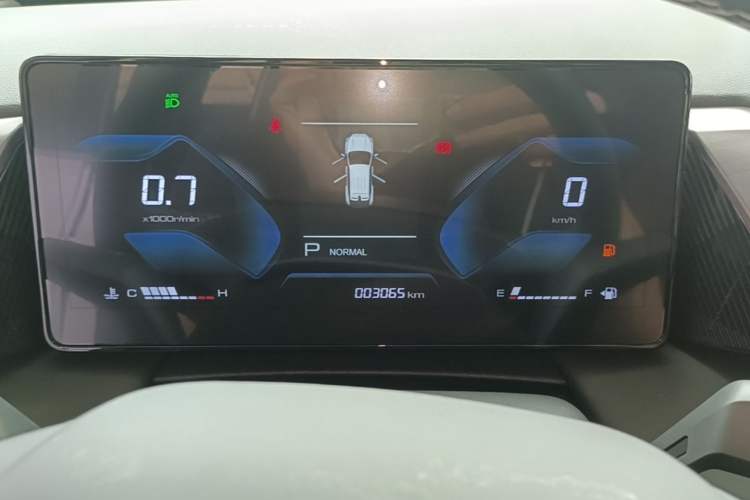Used Dongfeng Aeolus Mage 2025 1.5T Luxury Version Instrument Cluster