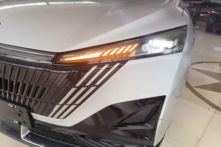 Used Dongfeng Aeolus Mage 2025 1.5T JingShang Edition Left Front Headlight
