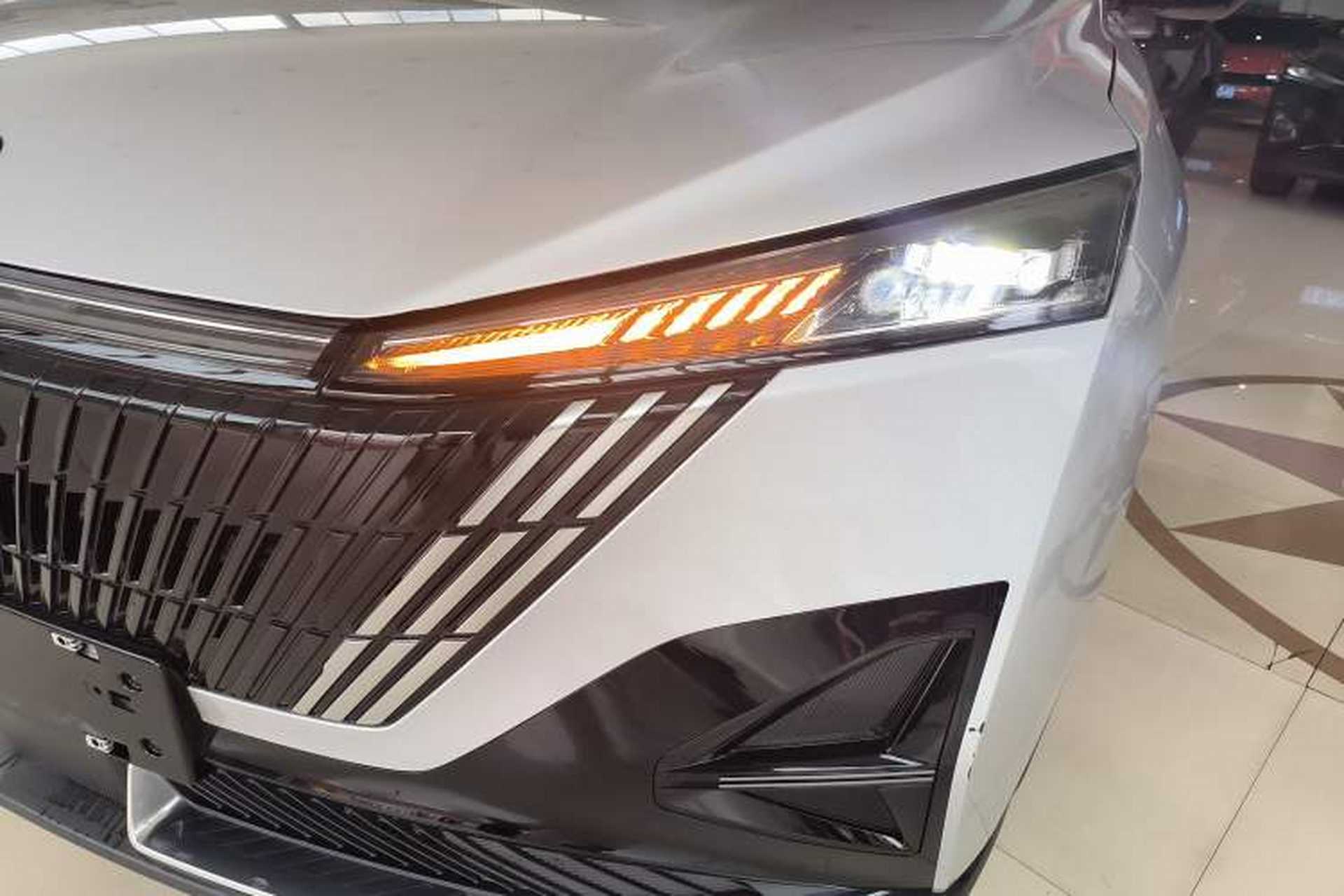 Used Dongfeng Aeolus Mage 2025 1.5T JingShang Edition Left Front Headlight