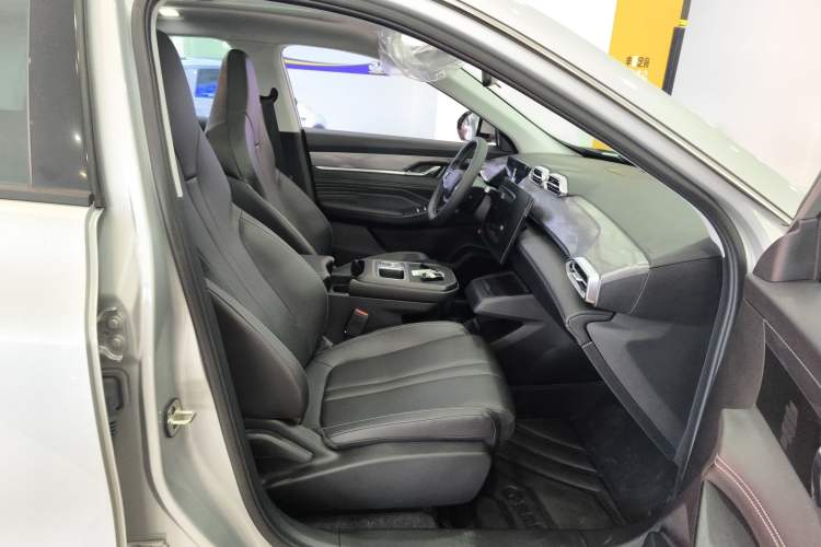 Used Dongfeng Aeolus Mage 2025 1.5T JingShang Edition Right Front Seat