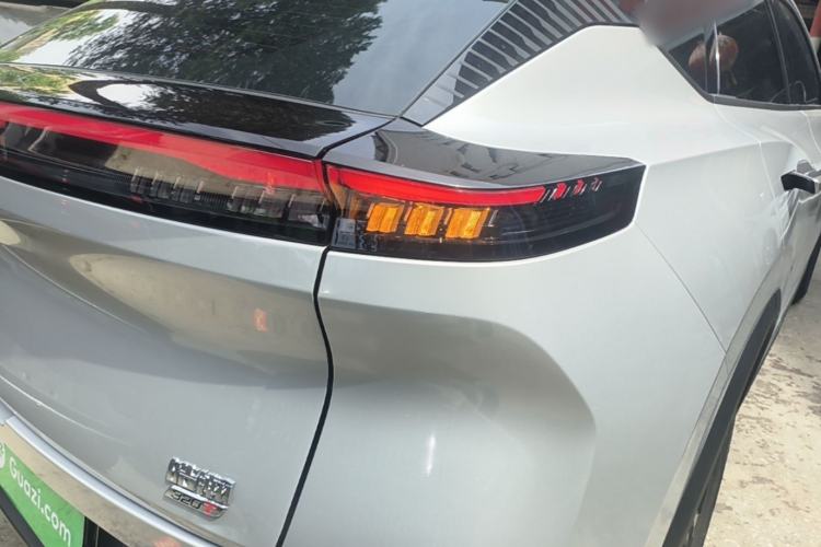 Used Dongfeng Aeolus Mage 2025 1.5T Luxury Version Right Rear Taillight
