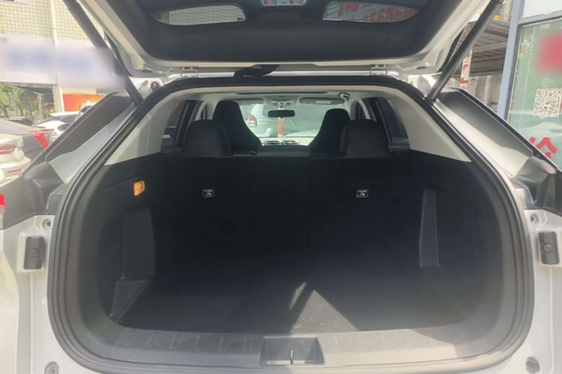 Used Dongfeng Aeolus Mage 2025 1.5T Luxury Version Trunk
