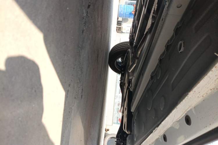 Used Dongfeng Aeolus Mage 2026 Model, 1.5T ZhiShang Version Chassis Front Left