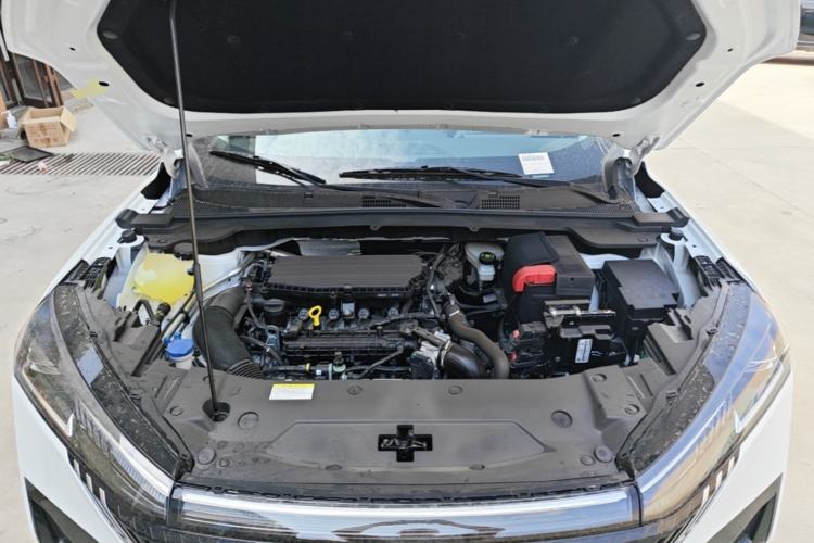 Used Dongfeng Aeolus Mage 2026 Model, 1.5T ZhiShang Version Engine Bay