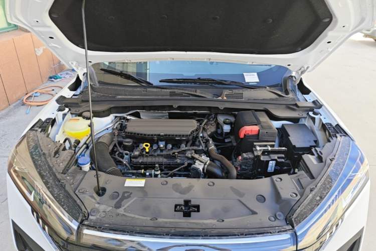 Used Dongfeng Aeolus Mage 2026 Model, 1.5T ZhiShang Version Engine Bay