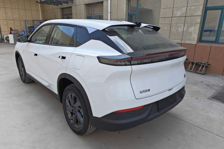 Used Dongfeng Aeolus Mage 2026 Model, 1.5T ZhiShang Version Exterior 2
