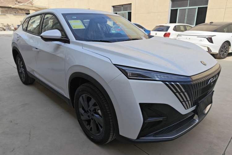 Used Dongfeng Aeolus Mage 2026 Model, 1.5T ZhiShang Version Front Right 45 Deg
