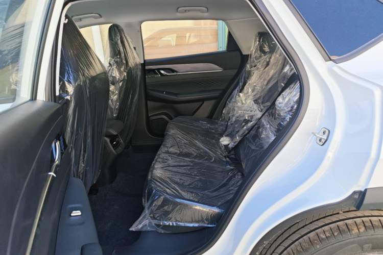 Used Dongfeng Aeolus Mage 2026 Model, 1.5T ZhiShang Version Left Rear Seat