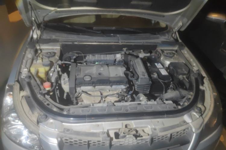 Used Dongfeng Aeolus S30 2009 1.6L Automatic Luxury Model Engine Bay