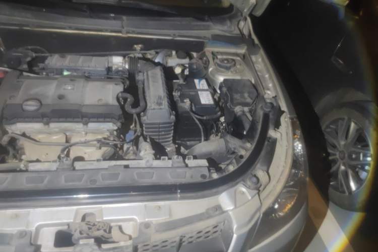 Used Dongfeng Aeolus S30 2009 1.6L Automatic Luxury Model Engine Bay Left