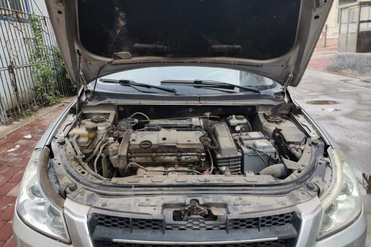 Used Dongfeng Aeolus S30 2009 1.6L Automatic Zunya Model Engine Bay