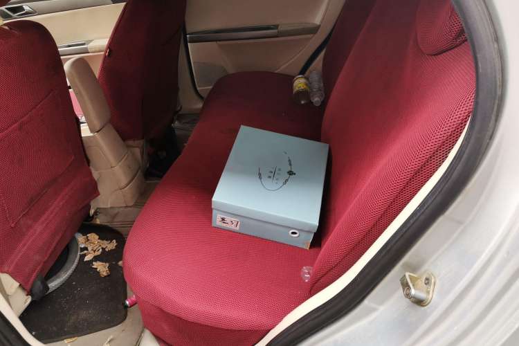 Used Dongfeng Aeolus S30 2009 1.6L Automatic Zunya Model Left Rear Seat