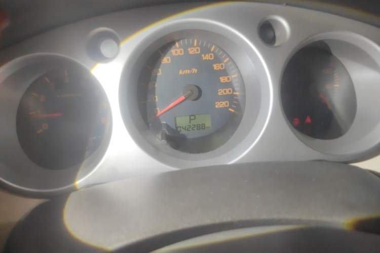 Used Dongfeng Aeolus S30 2009 1.6L Automatic Luxury Model Odometer Close Up