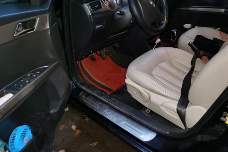 Used Dongfeng Aeolus S30 2011 1.6L Manual Zunya Model Driver Seat