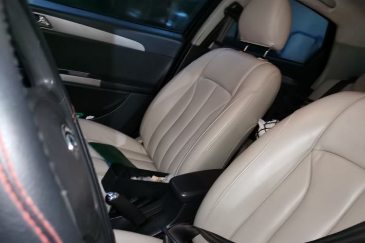Used Dongfeng Aeolus S30 2011 1.6L Manual Zunya Model Left Front Seat