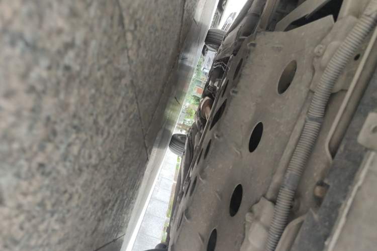 Used Dongfeng Aeolus S30 2011 1.6L Automatic Zunya Model Chassis Front