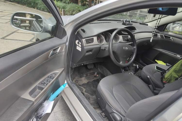 Used Dongfeng Aeolus S30 2011 1.6L Automatic Zunya Model Driver Seat