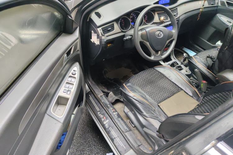 Used Dongfeng Aeolus S30 2011 1.6L Manual Zunya Model Driver Seat