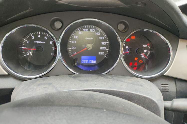 Used Dongfeng Aeolus S30 2011 1.6L Manual Zunya Model Instrument Cluster