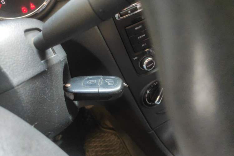 Used Dongfeng Aeolus S30 2011 1.6L Automatic Zunya Model Vehicle Key