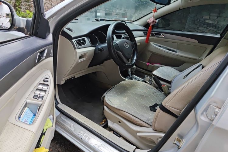 Used Dongfeng Aeolus S30 2011 1.6L Automatic Zunya Model Driver Seat