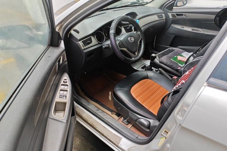 Used Dongfeng Aeolus S30 2011 1.6L Manual Zunya Model Driver Seat