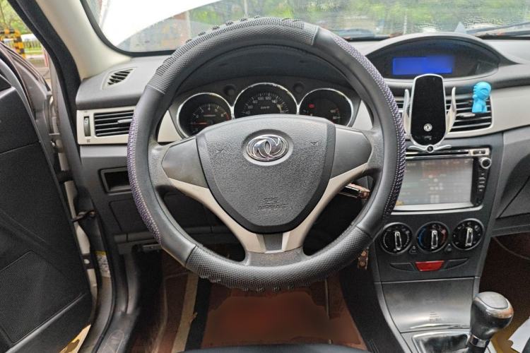 Used Dongfeng Aeolus S30 2011 1.6L Manual Zunya Model Steering Wheel