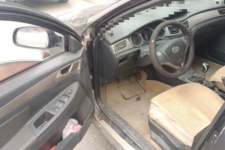 Used Dongfeng Aeolus S30 2012 1.6L Manual Zunya Model Driver Seat
