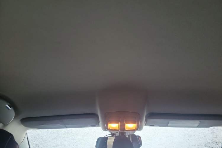 Used Dongfeng Aeolus S30 2012 1.6L Manual Zunya Model Headliner
