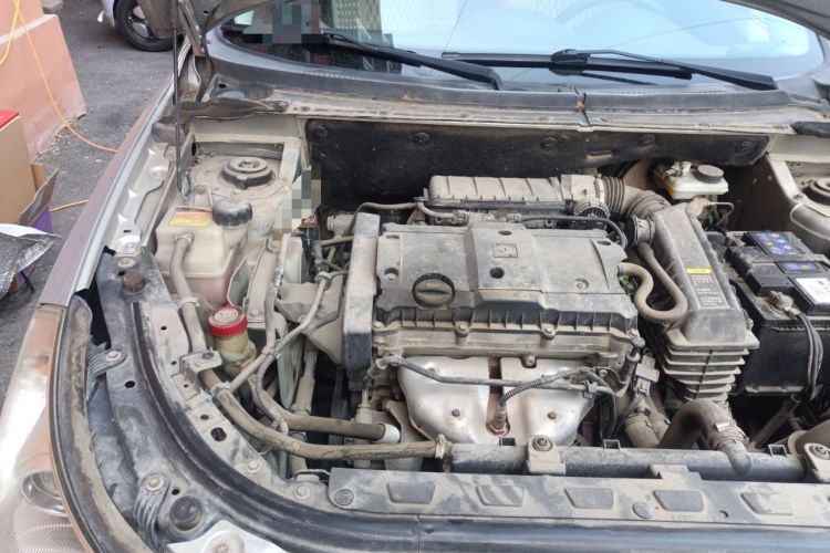 Used Dongfeng Aeolus S30 2012 1.6L Manual Zunya Model Engine Bay Right