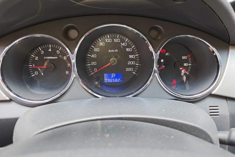 Used Dongfeng Aeolus S30 2012 1.6L Automatic Zunya Model Instrument Cluster