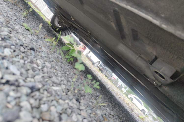 Used Dongfeng Aeolus S30 2013 1.6L Manual Zunya Model Chassis Front Right
