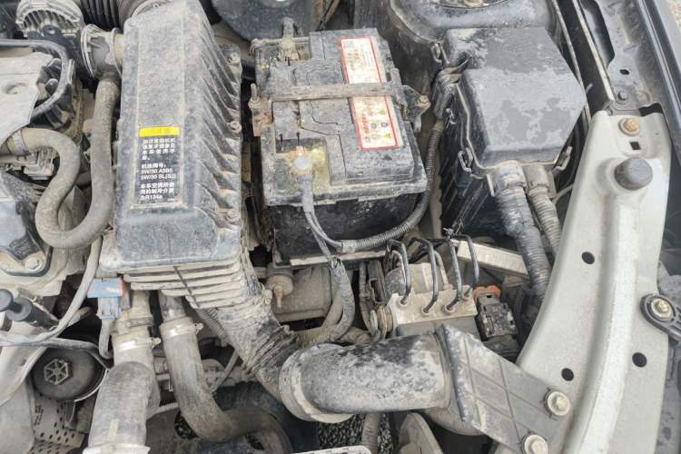 Used Dongfeng Aeolus S30 2013 1.6L Manual Zunya Model Engine Bay Left