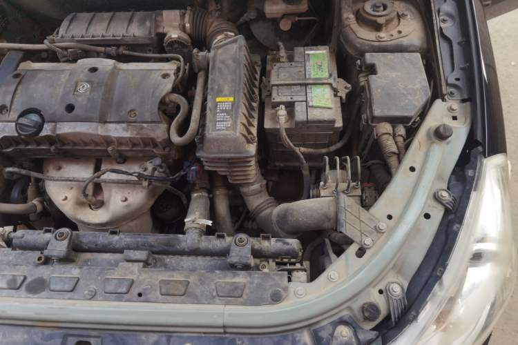 Used Dongfeng Aeolus S30 2013 1.6L Manual Entry-Level Model Engine Bay Left