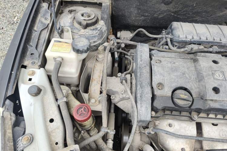 Used Dongfeng Aeolus S30 2013 1.6L Manual Zunya Model Engine Bay Right